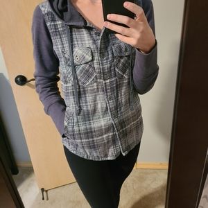 Columbia button up light sweater